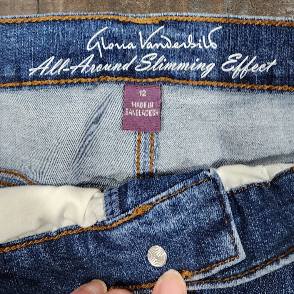 NEW W/OUT TAGS-GLORIA VANDERBILT DENIM SKIRT-ALL-AROUND SLIMMING EFFECT-SIZE 12 - Picture 3 of 4